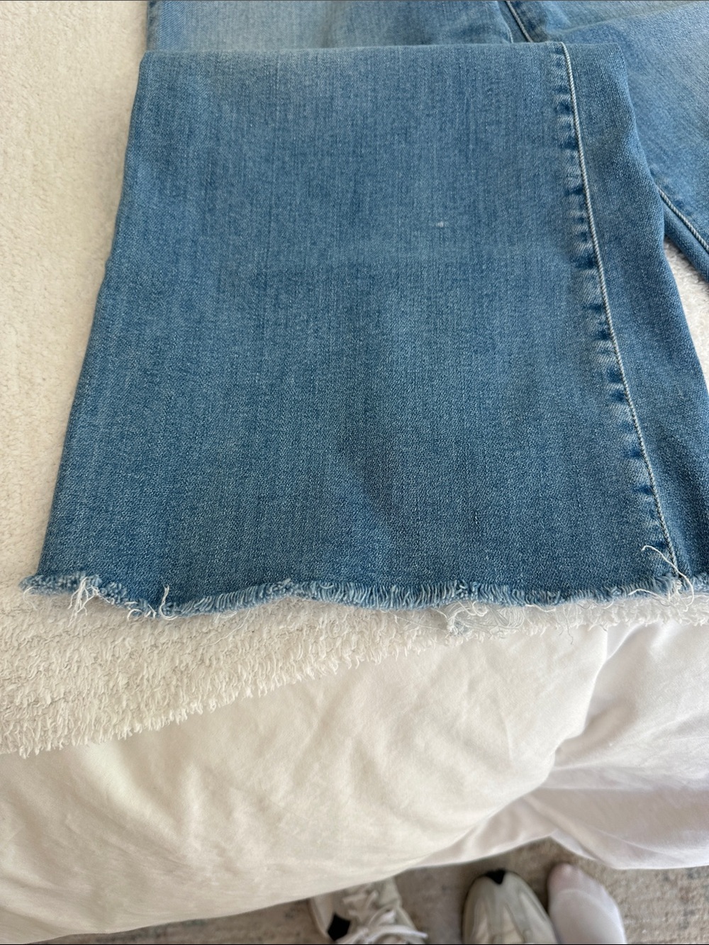Frank & Eileen Light Wash Blue Denim Jeans - Picture 3 of 5